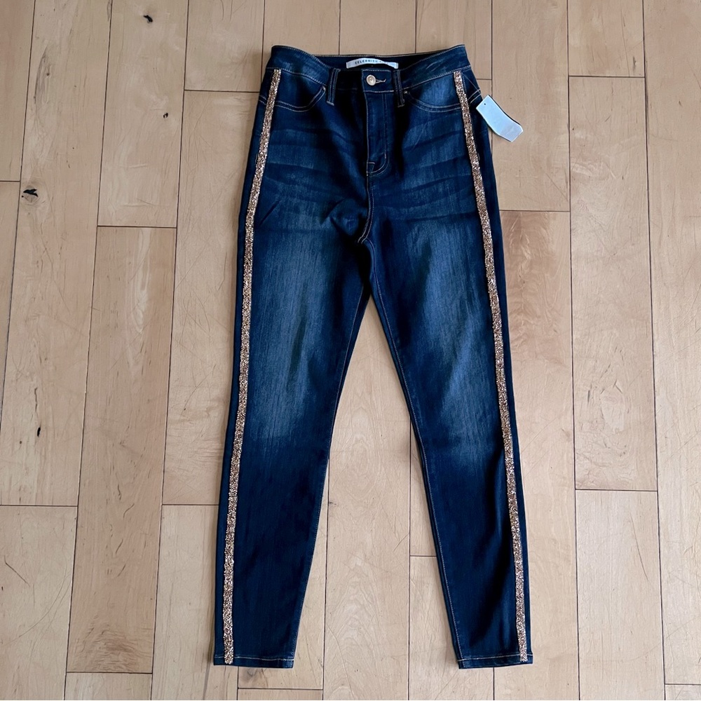 NWT Celebrity Pink Hugh Waisted Skinny Jeans with Embellishments